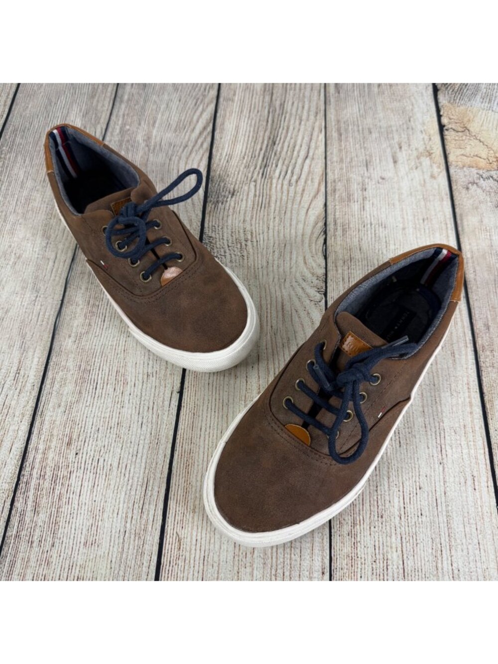 Tommy Hilfiger Boys Rocky Oxfords Chocolate Brown Faux Leather Youth Size 5